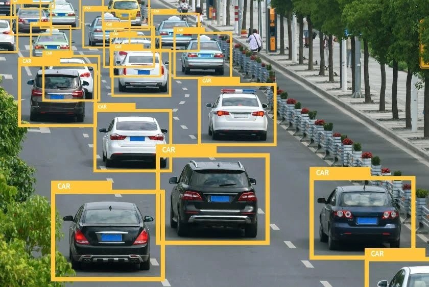 Bounding boxes for moving vehicles